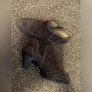 Softspots Brown Heel Boots